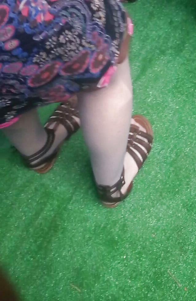 19P Spy feet and legs romanian