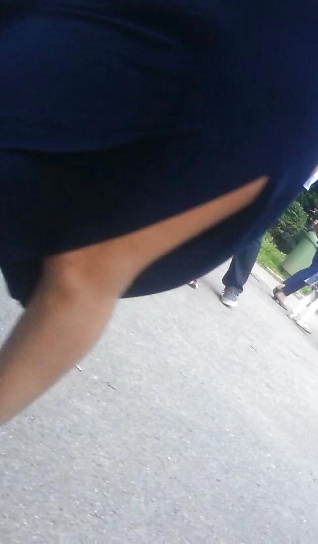 19P Spy feet and legs romanian