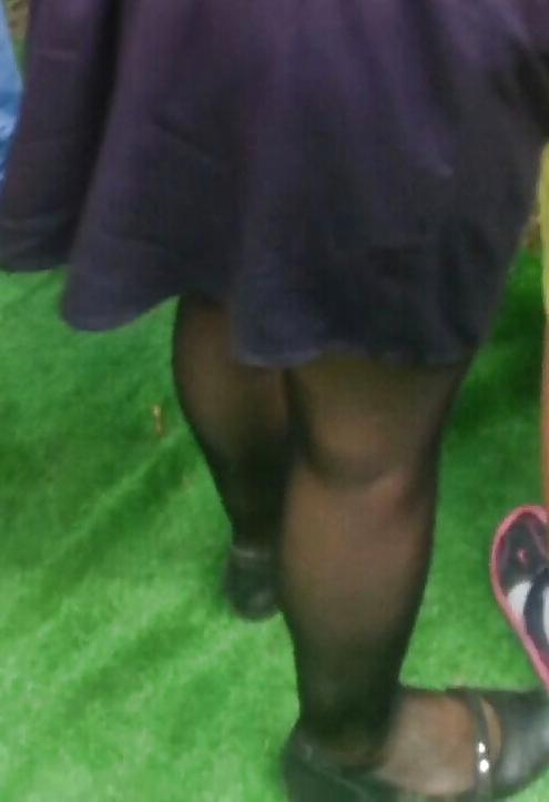19P Spy feet and legs romanian