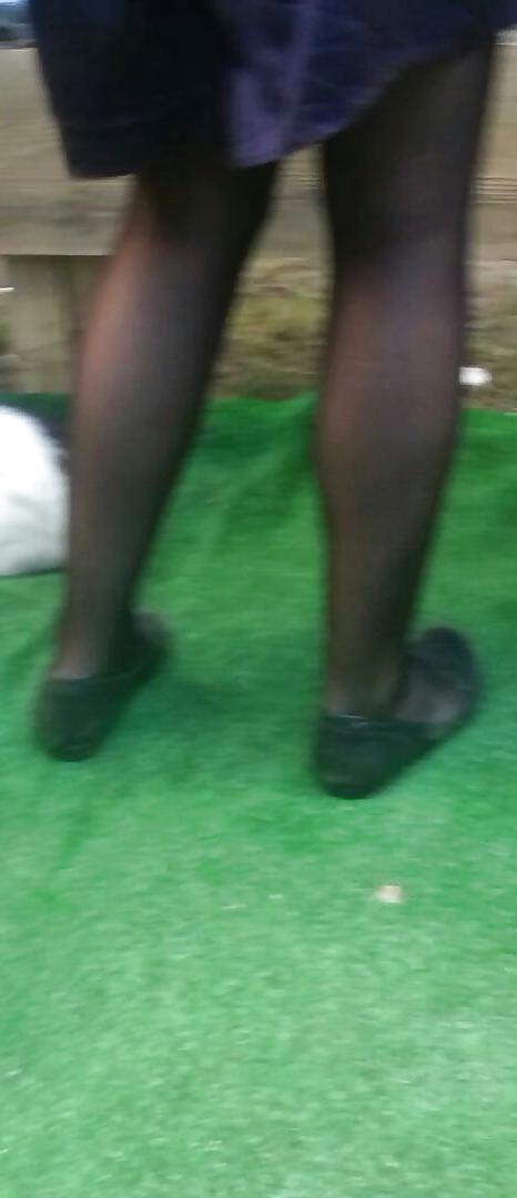 19P Spy feet and legs romanian