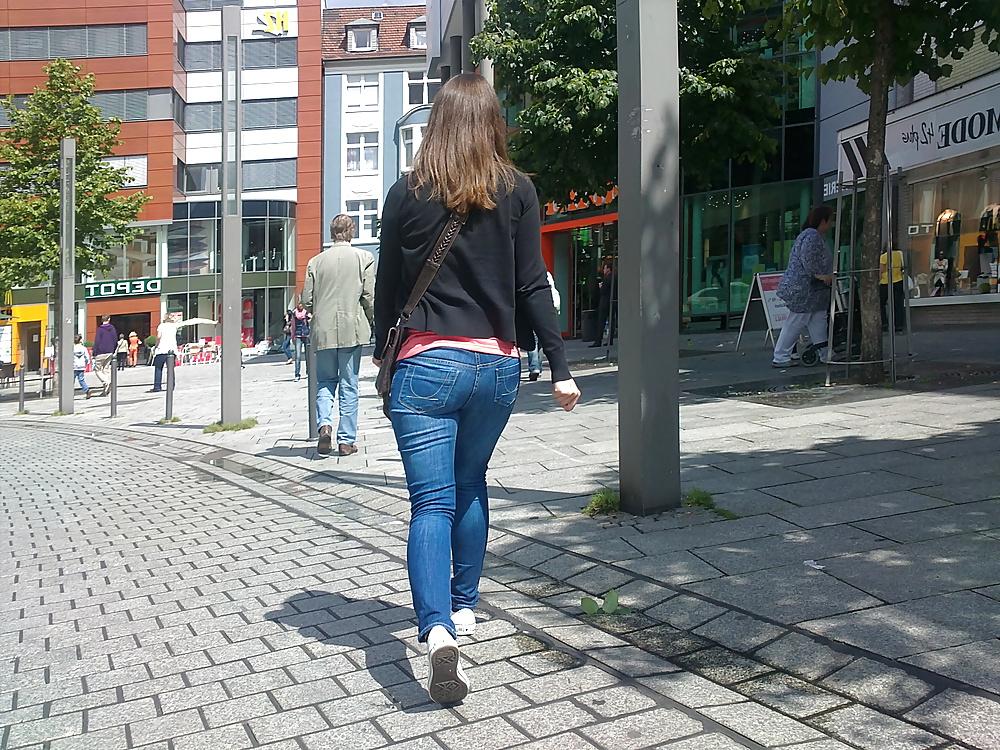 25P Sexy German Ass Girls in Public - Part 3