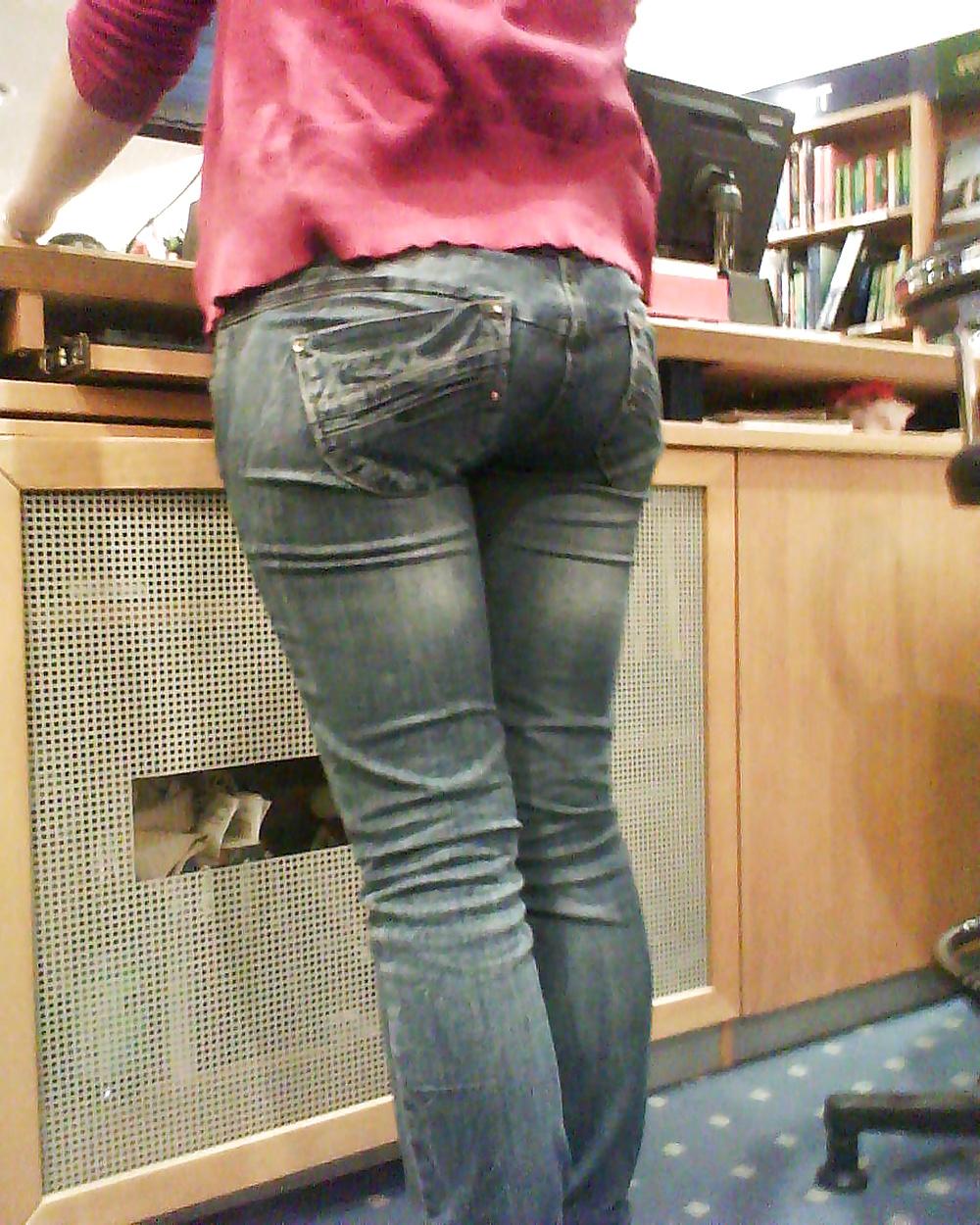 25P Sexy German Ass Girls in Public - Part 3