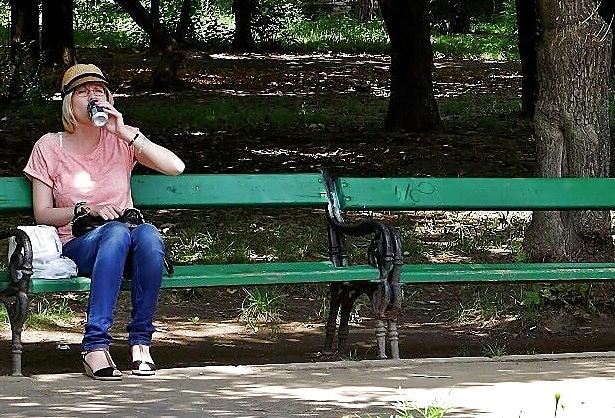24P Spy old + young parck romanian