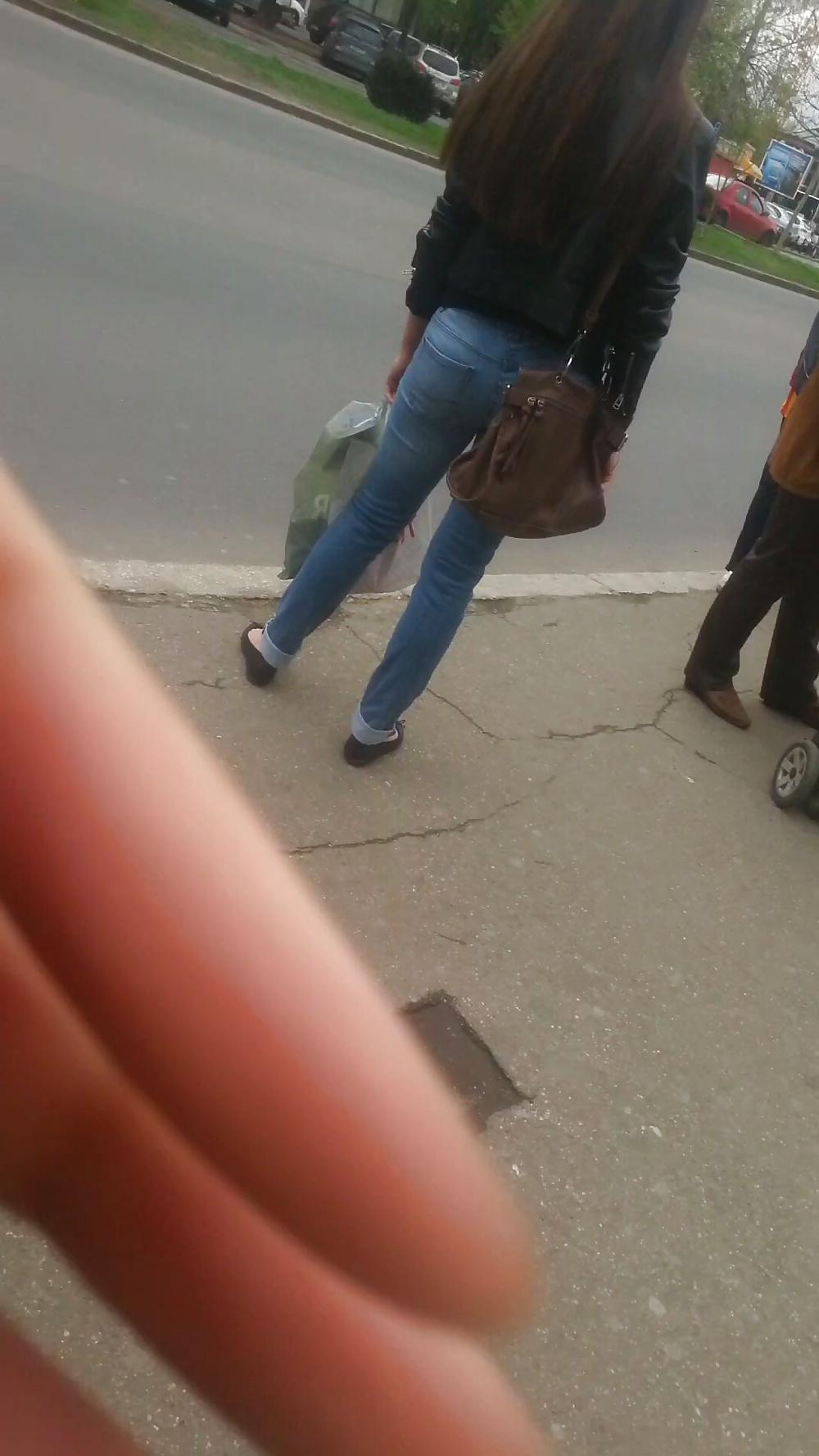 20P Spy old + young street romanian