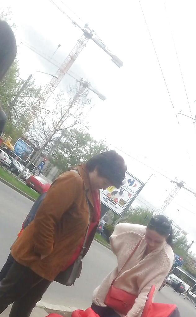 20P Spy old + young street romanian