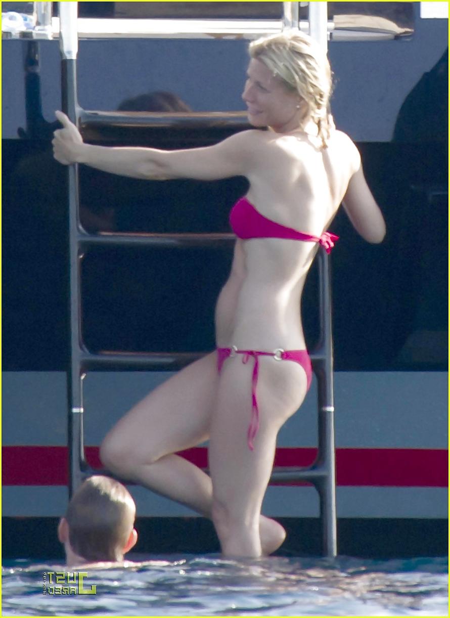 21P Gwyneth Paltrow - Perfect MILF wank material.
