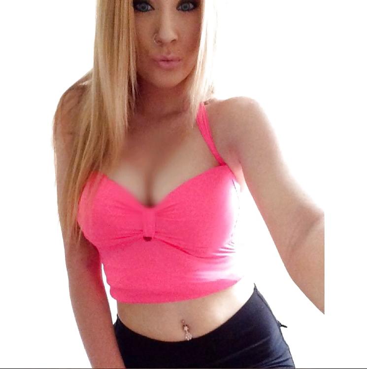 14P Australian Facebook Sluts vol 1