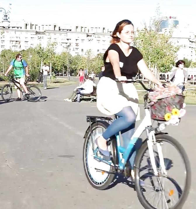 16P Spy old + young bike skirt romanian