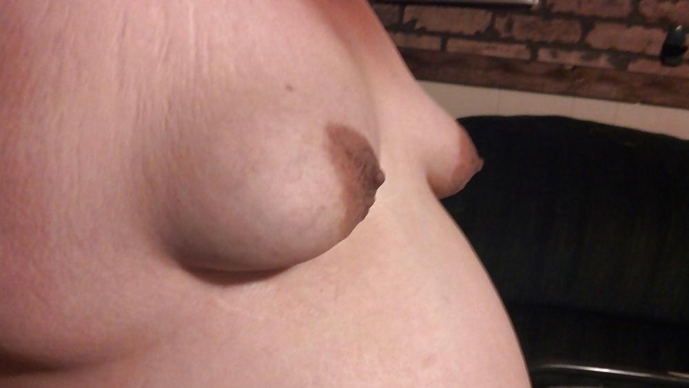 25P Some new Pictures of the Pregnant Wife 