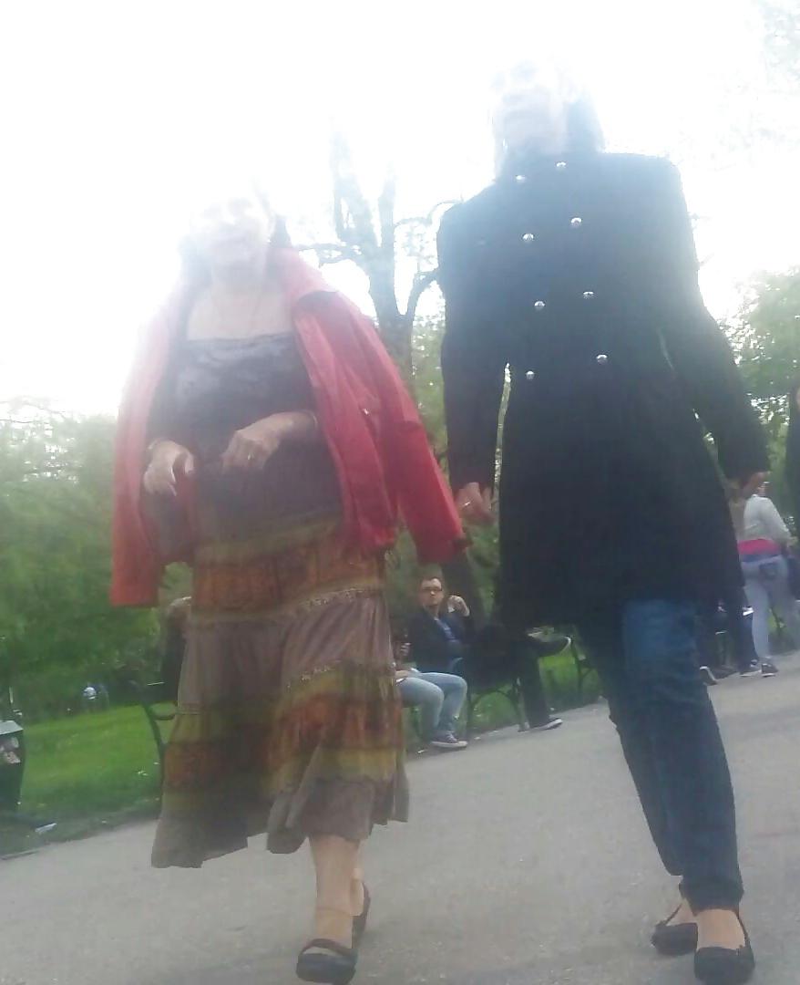 21P Spy old + young parck romanian