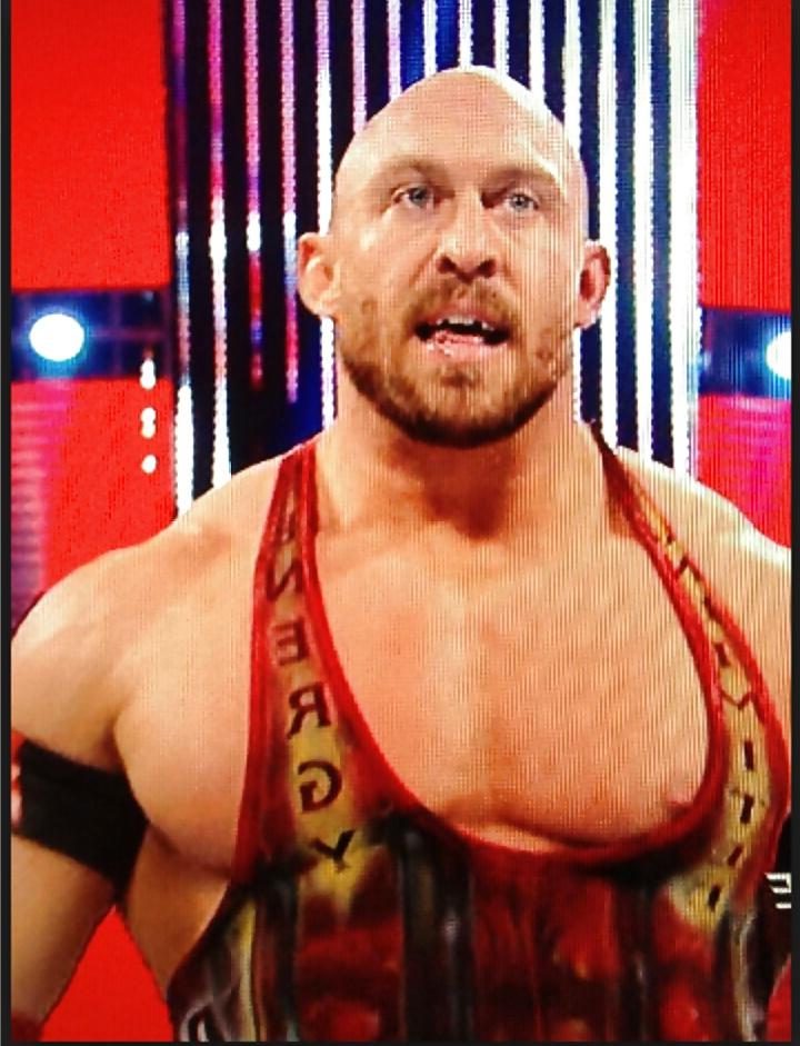 24P Wwe nip slips, camel toes and nudity