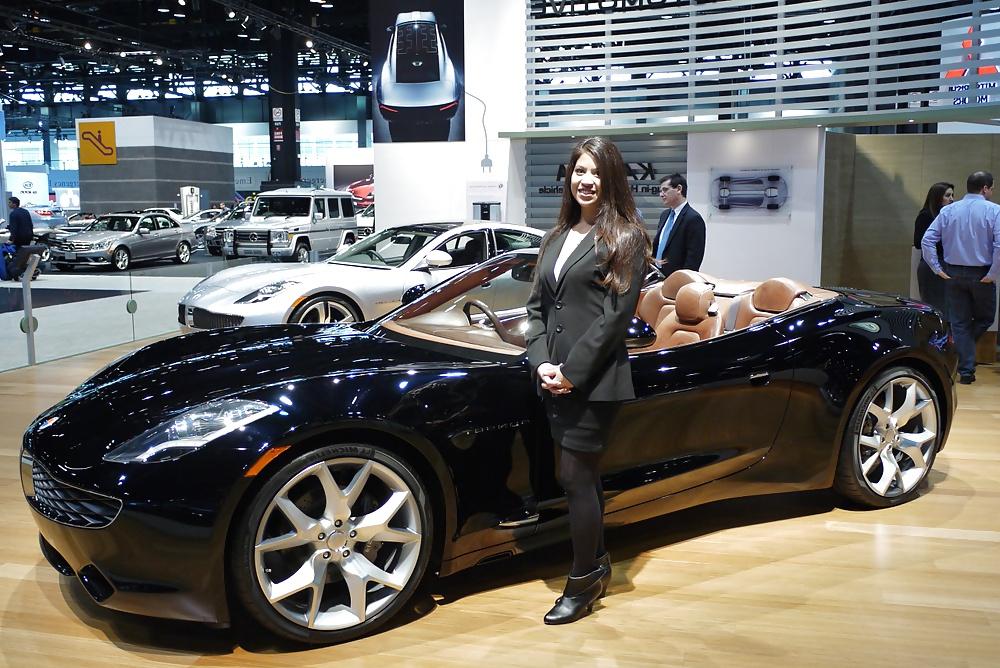 25P Car Girl