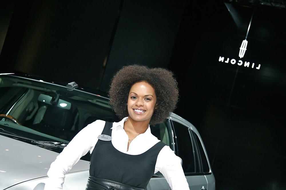 25P Car Girl