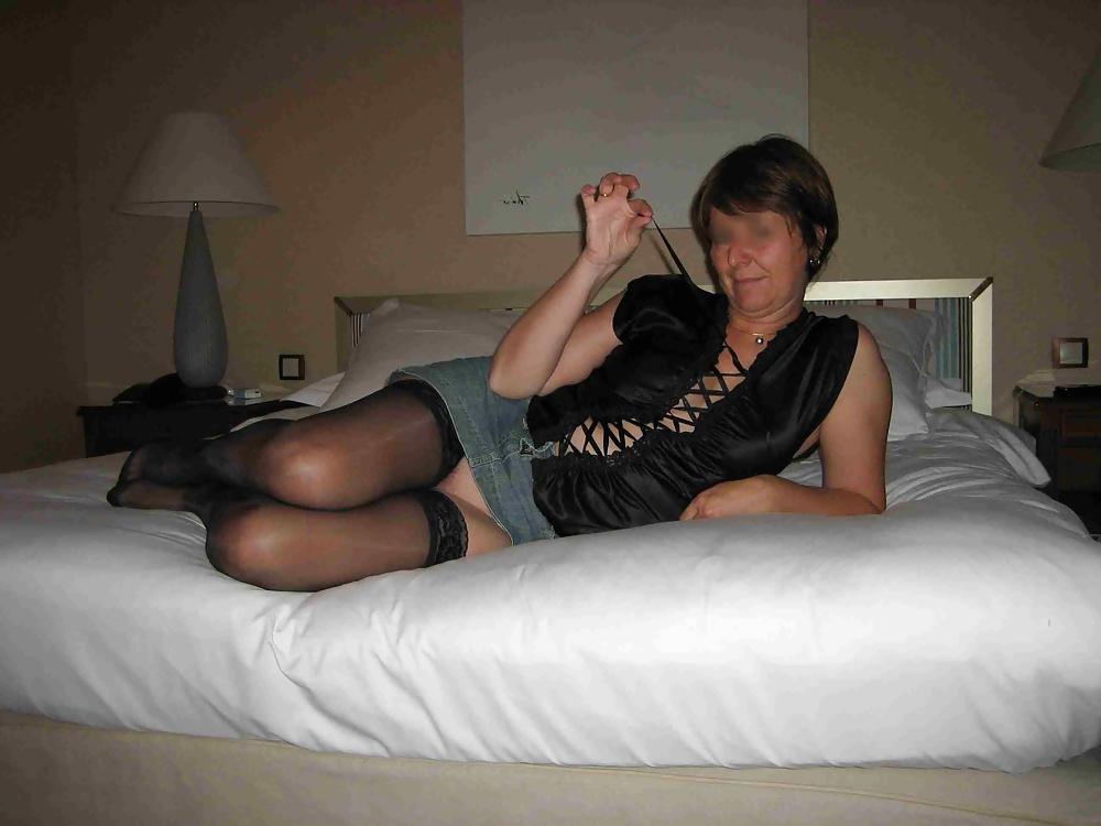 8P Les premieres photos d'une soiree a l'hotel