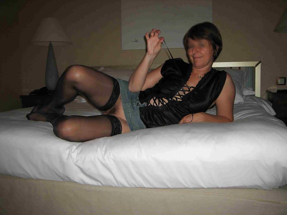 8P Les premieres photos d'une soiree a l'hotel