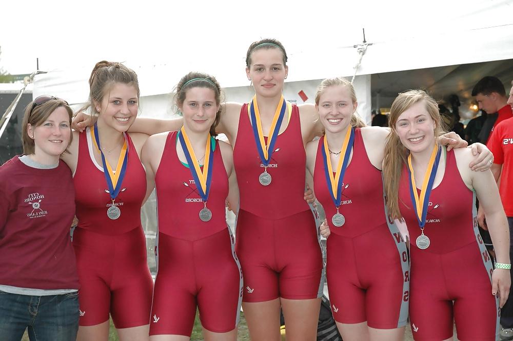 19P SEXY ATHLETICS CAMELTOES HOT