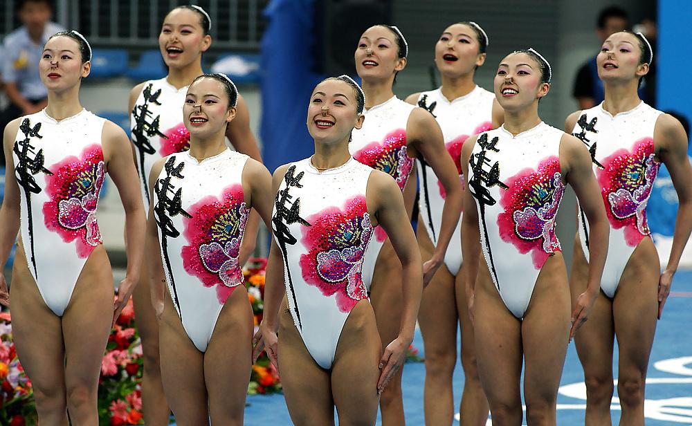19P SEXY ATHLETICS CAMELTOES HOT
