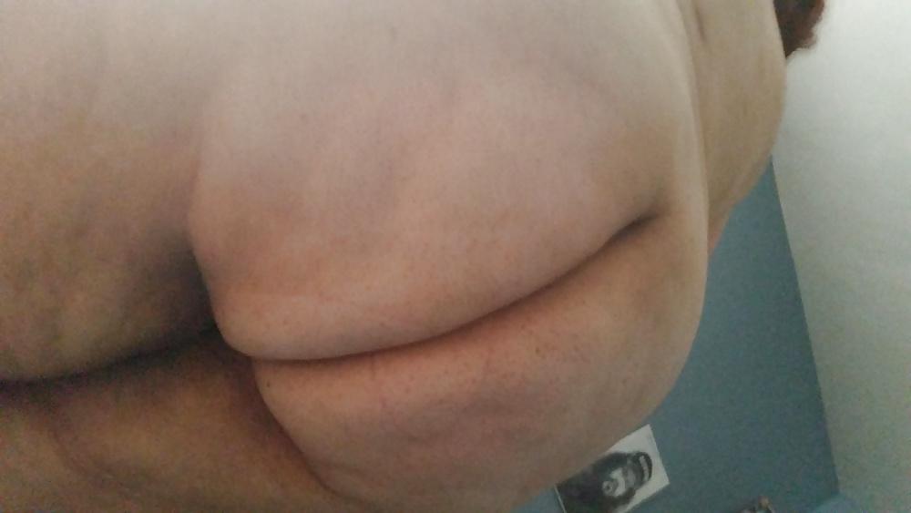 13P BBW HOUSEWIFE