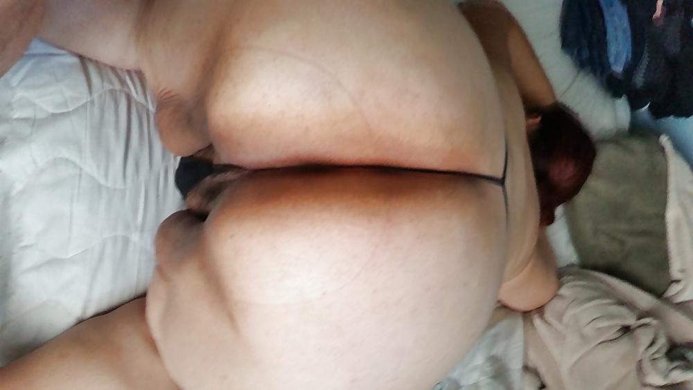 13P BBW HOUSEWIFE
