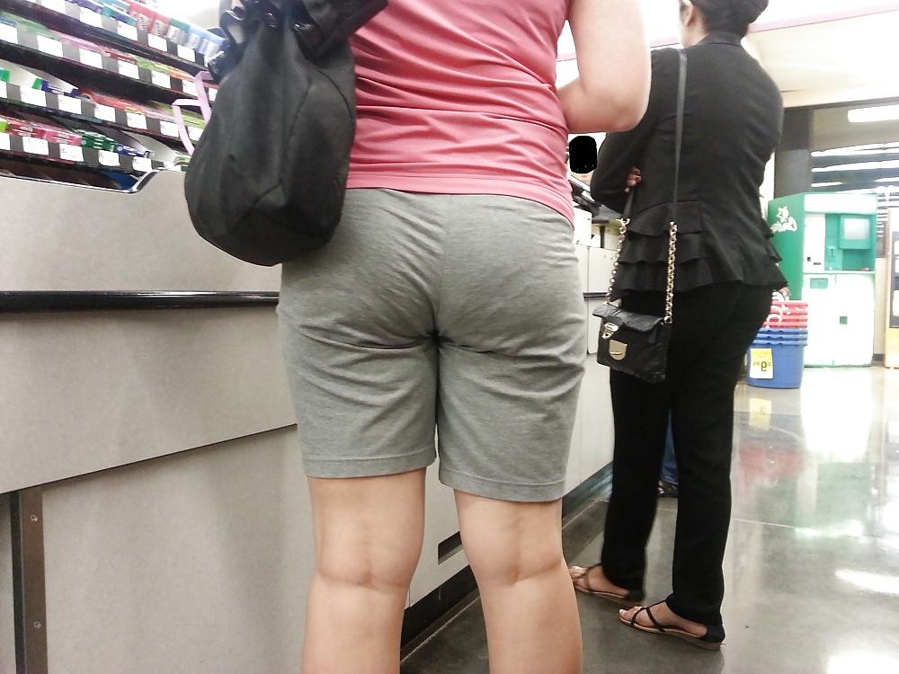 6P Candid Panty Lines