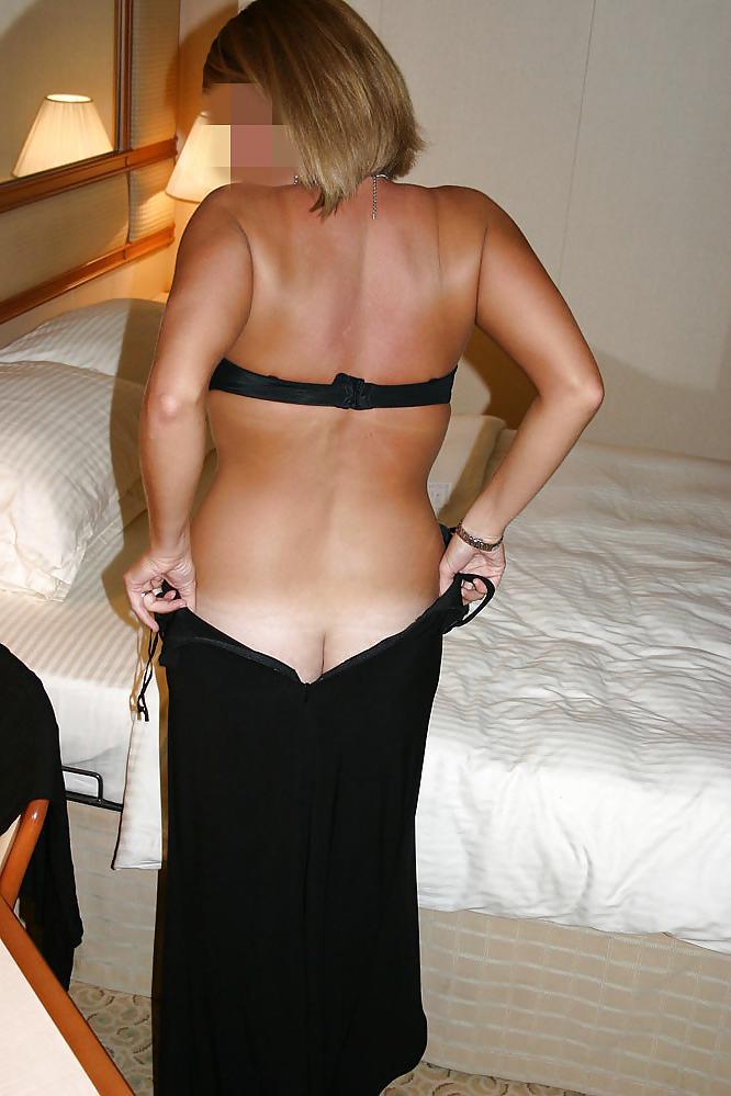 25P Nice housewife