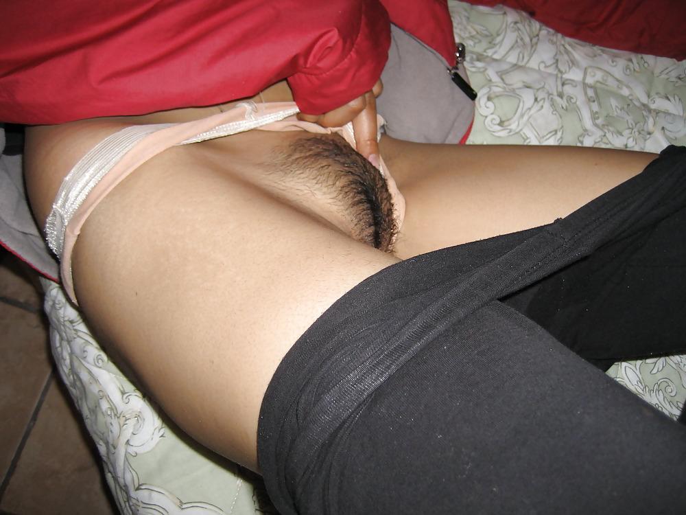 25P Camel toe 2