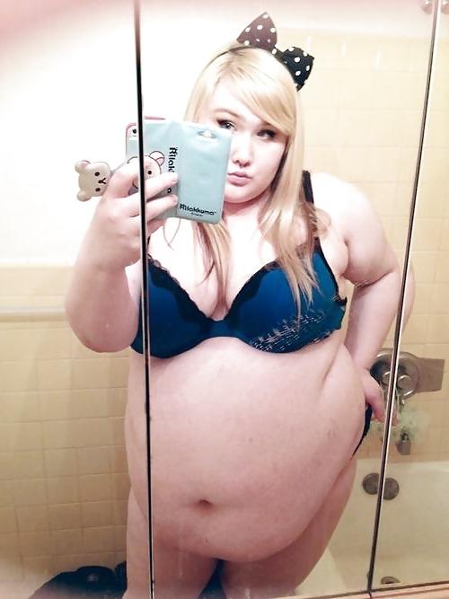17P SSBBW belly pics 5