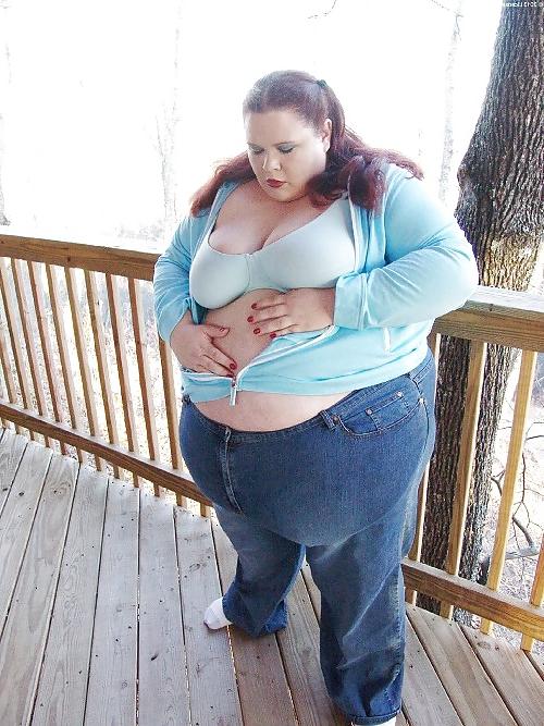 17P SSBBW belly pics 5