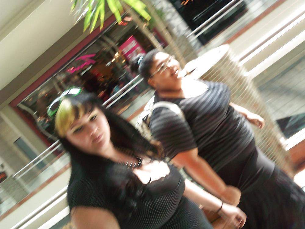 4P Fat Teen Candid Busty Tits