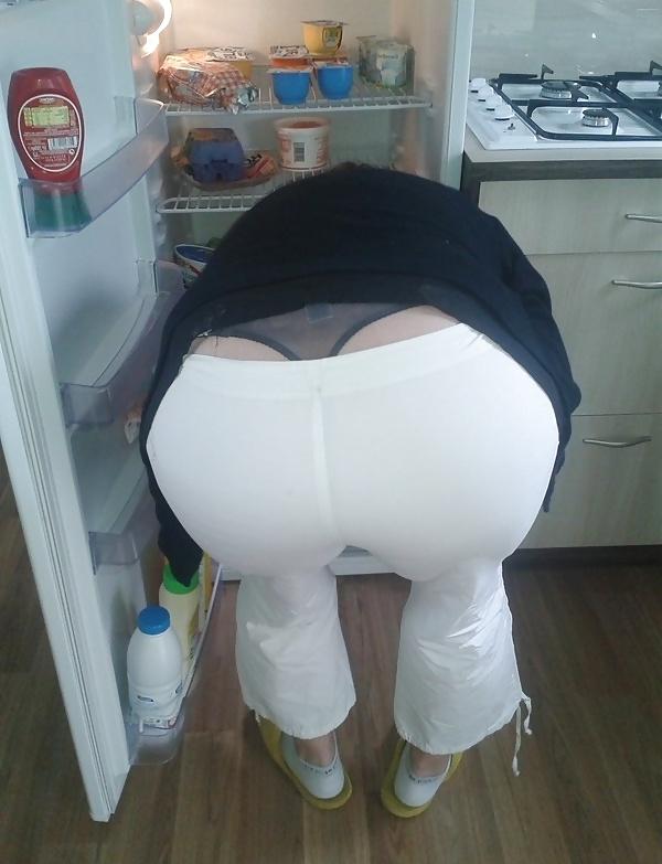 8P Housewife hot