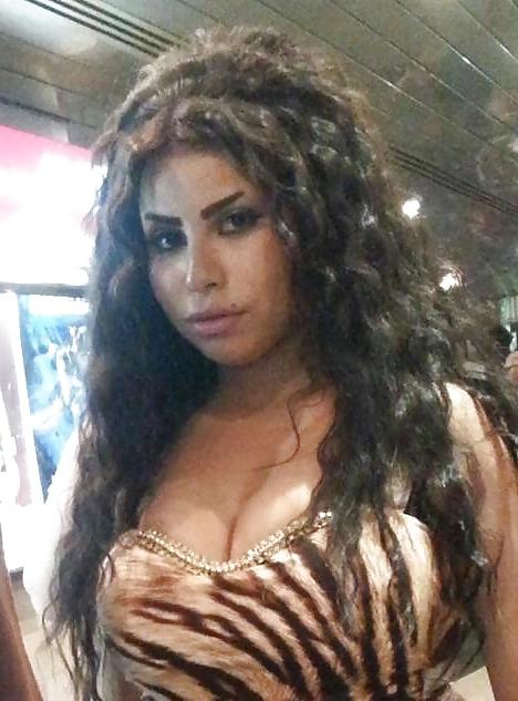 25P Bardiys belly dancer big boobs 2014
