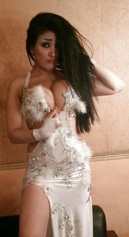 25P Bardiys belly dancer big boobs 2014