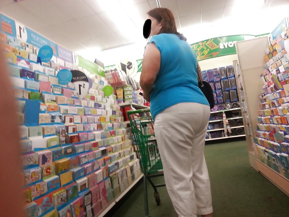 17P Mexican Granny Panty Lines