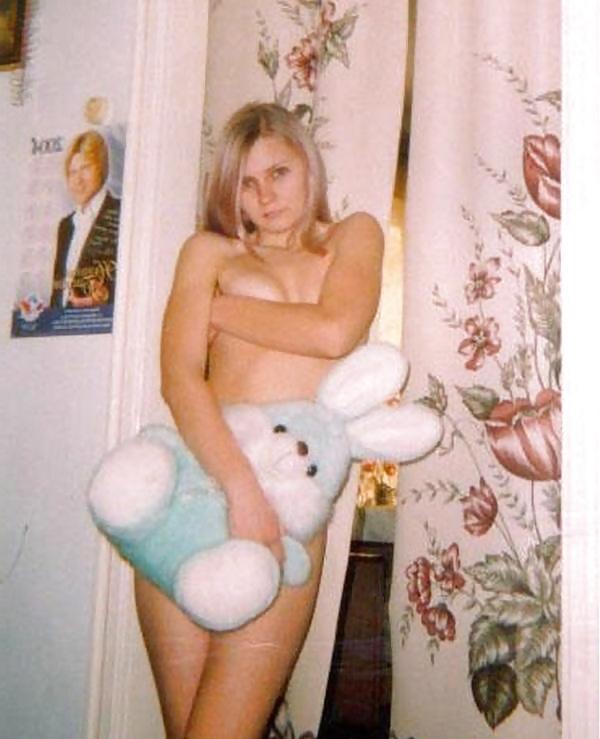22P Amazing solo teens, some shy