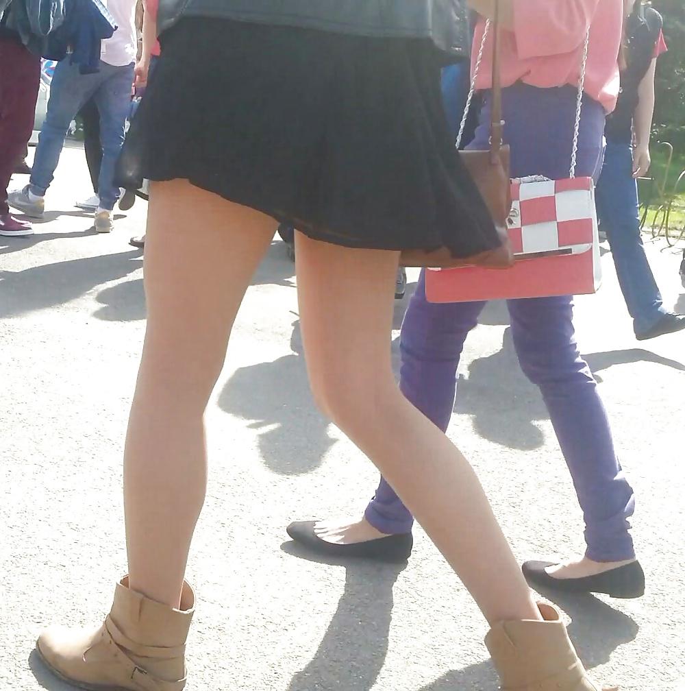 22P Sexy feet and skirt romanian