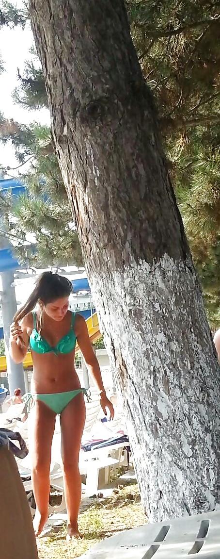 25P Spy old + young boobs pool romanian