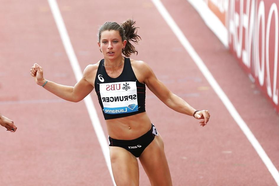 25P Ellen Sprunger - Sexy Athletic from Switzerland with Sixpack