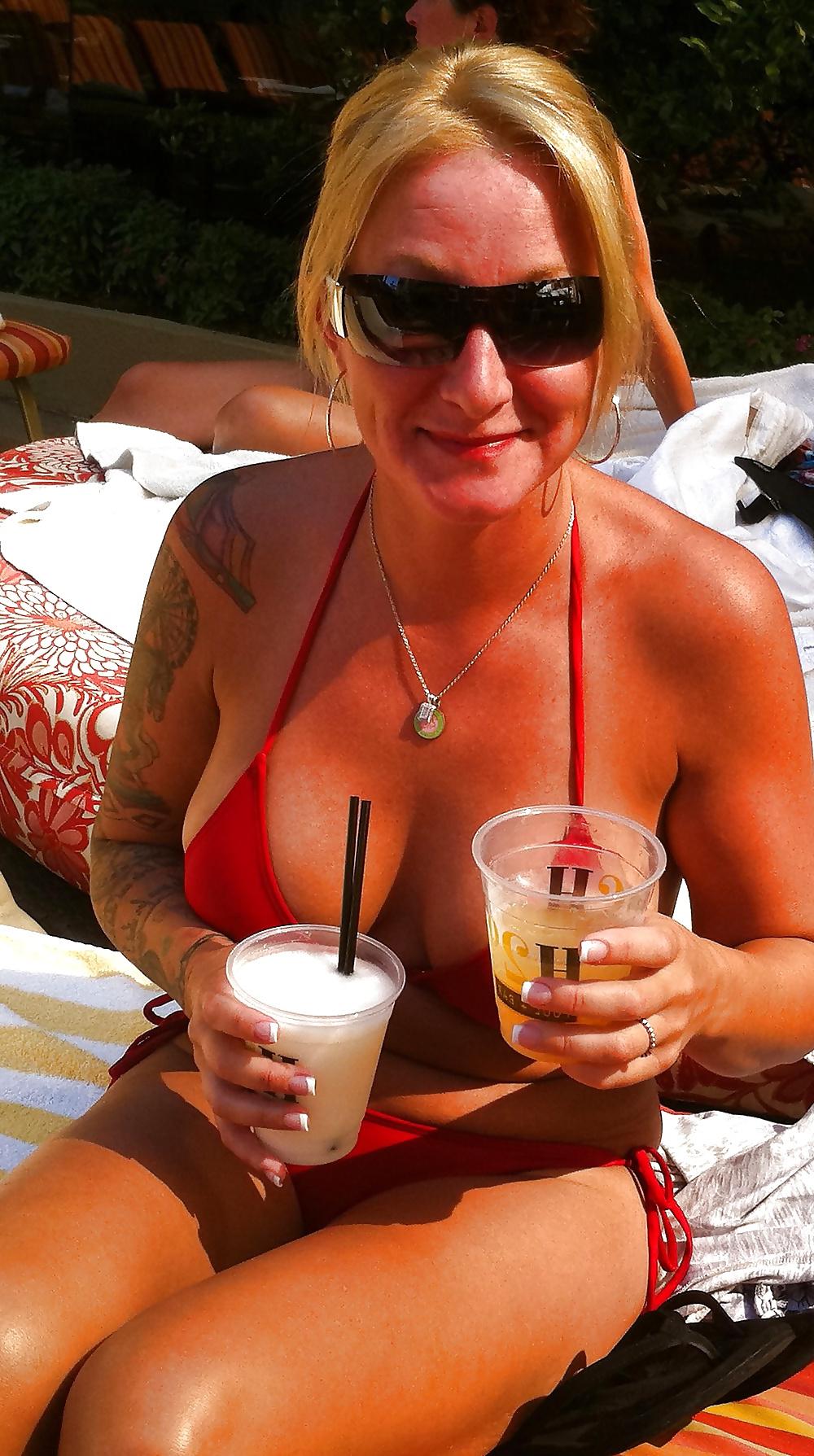 17P My Extremely Hot Milf Mom 