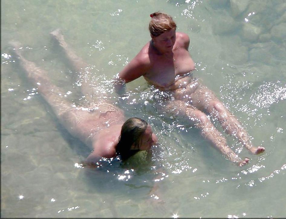 25P Housewife Nudism 11
