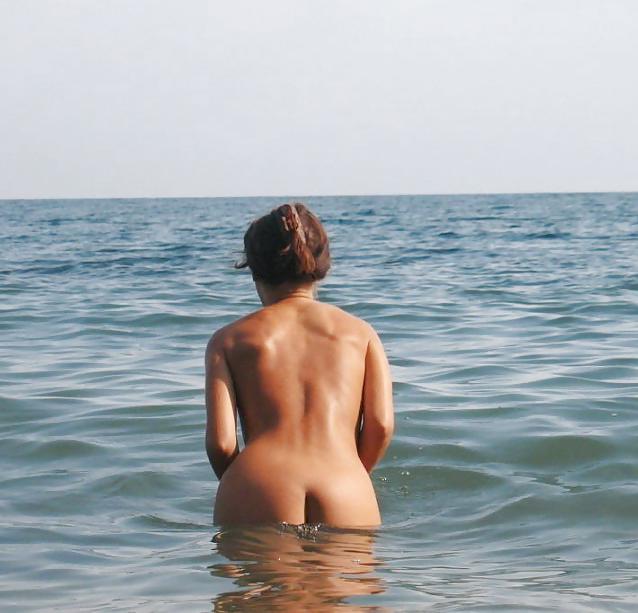 25P Housewife Nudism 11