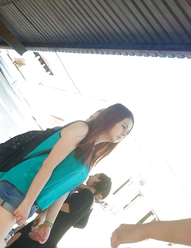 25P Spy sexy teens feet, face and ass romanian
