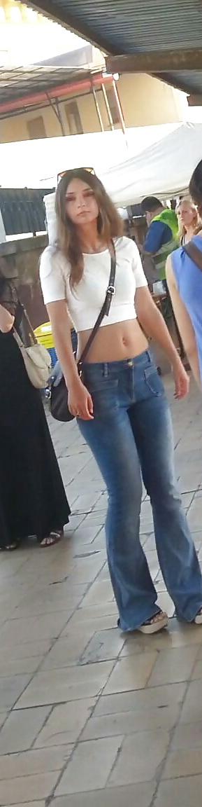 25P Spy sexy teens feet, face and ass romanian
