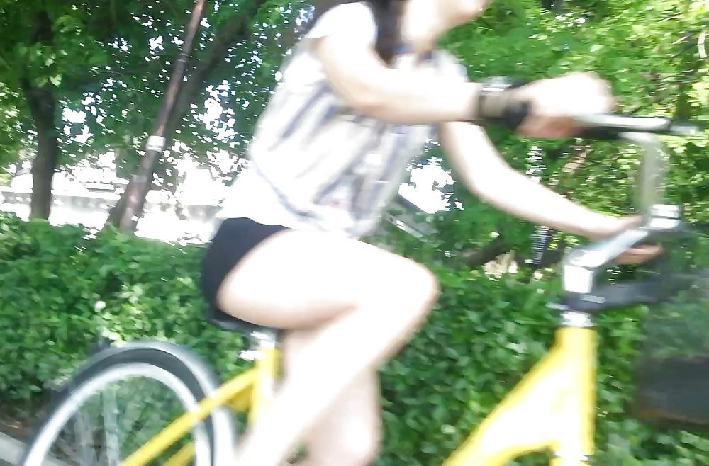 21P Spy bike and rolles old + young romanian