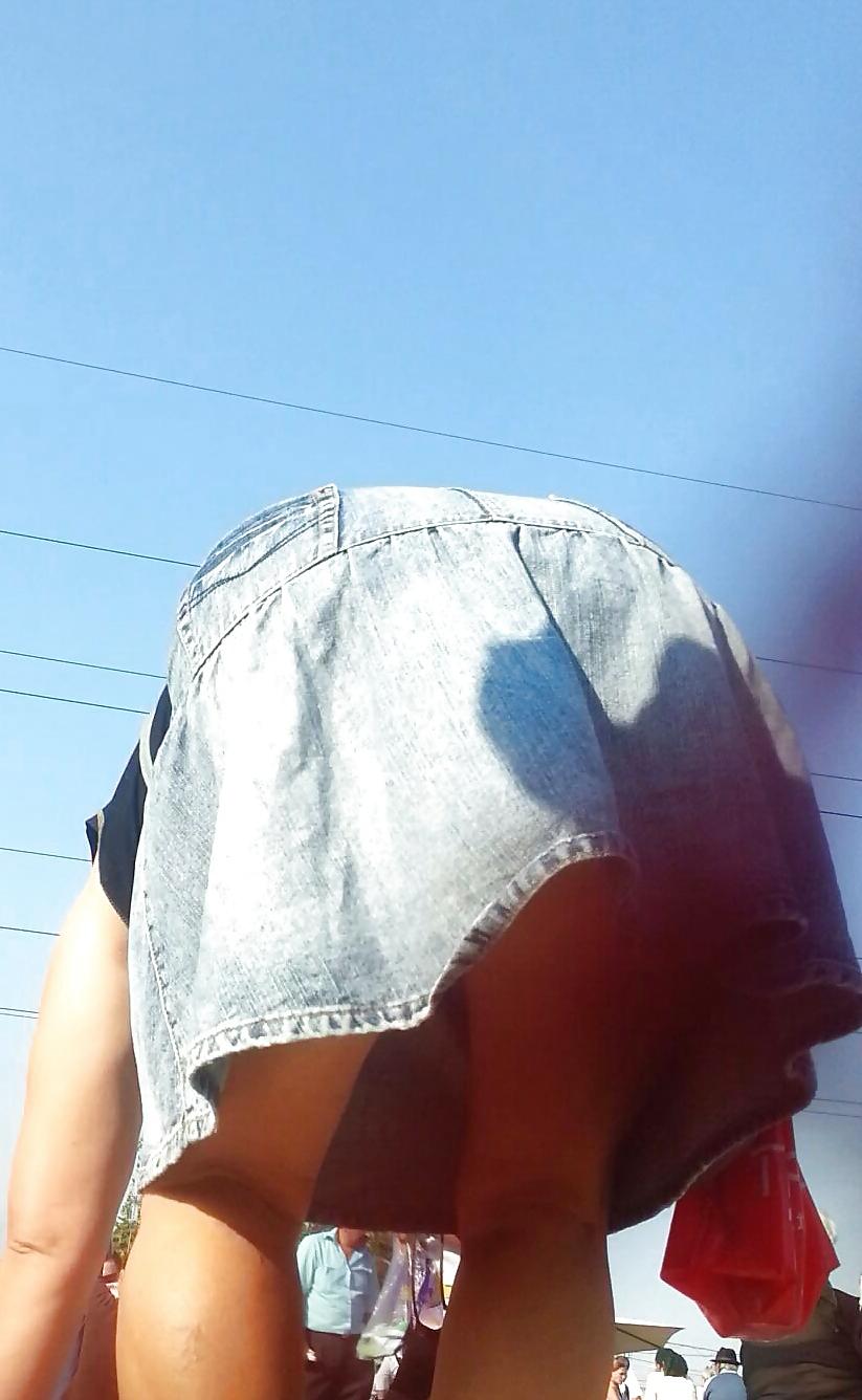 16P Spy mature upskirt romanian