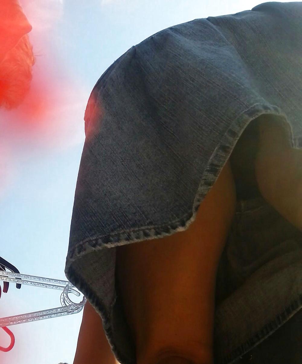 16P Spy mature upskirt romanian