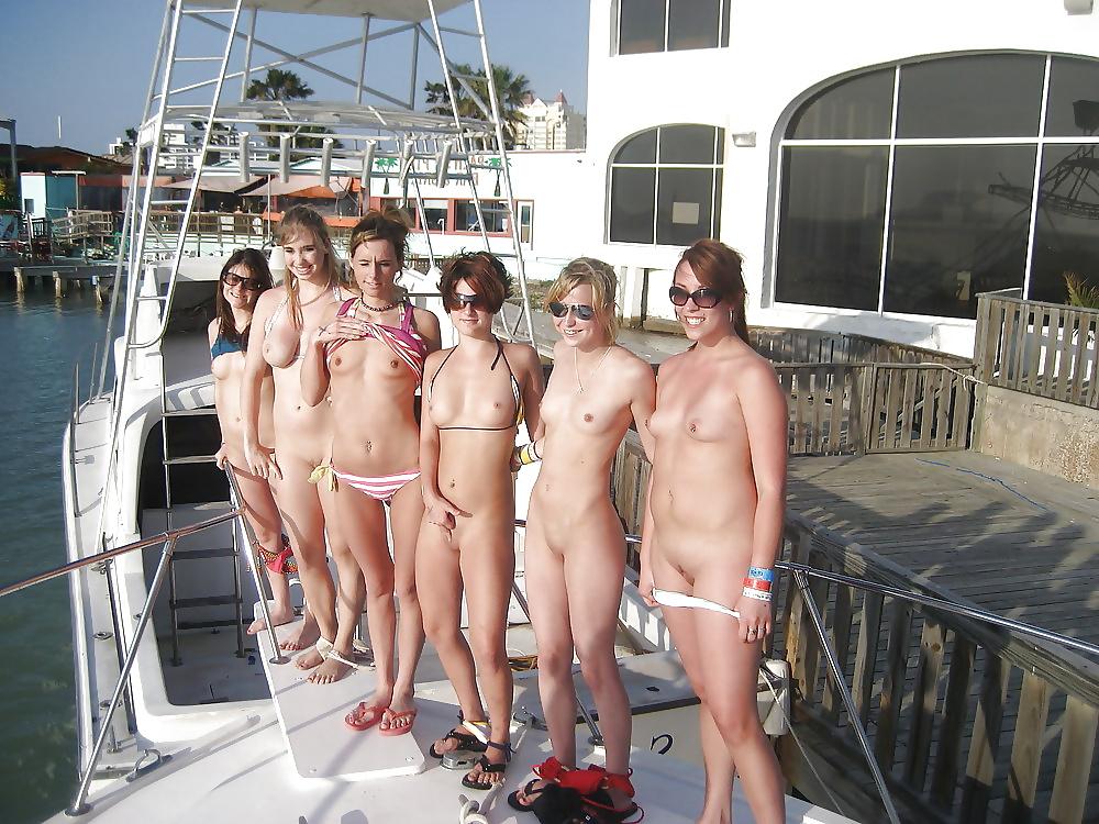 14P Show us your pussy! (Camaster)