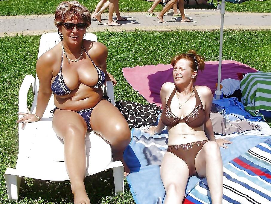 25P Who, Why, What & How. Bikini and swimsuit edition