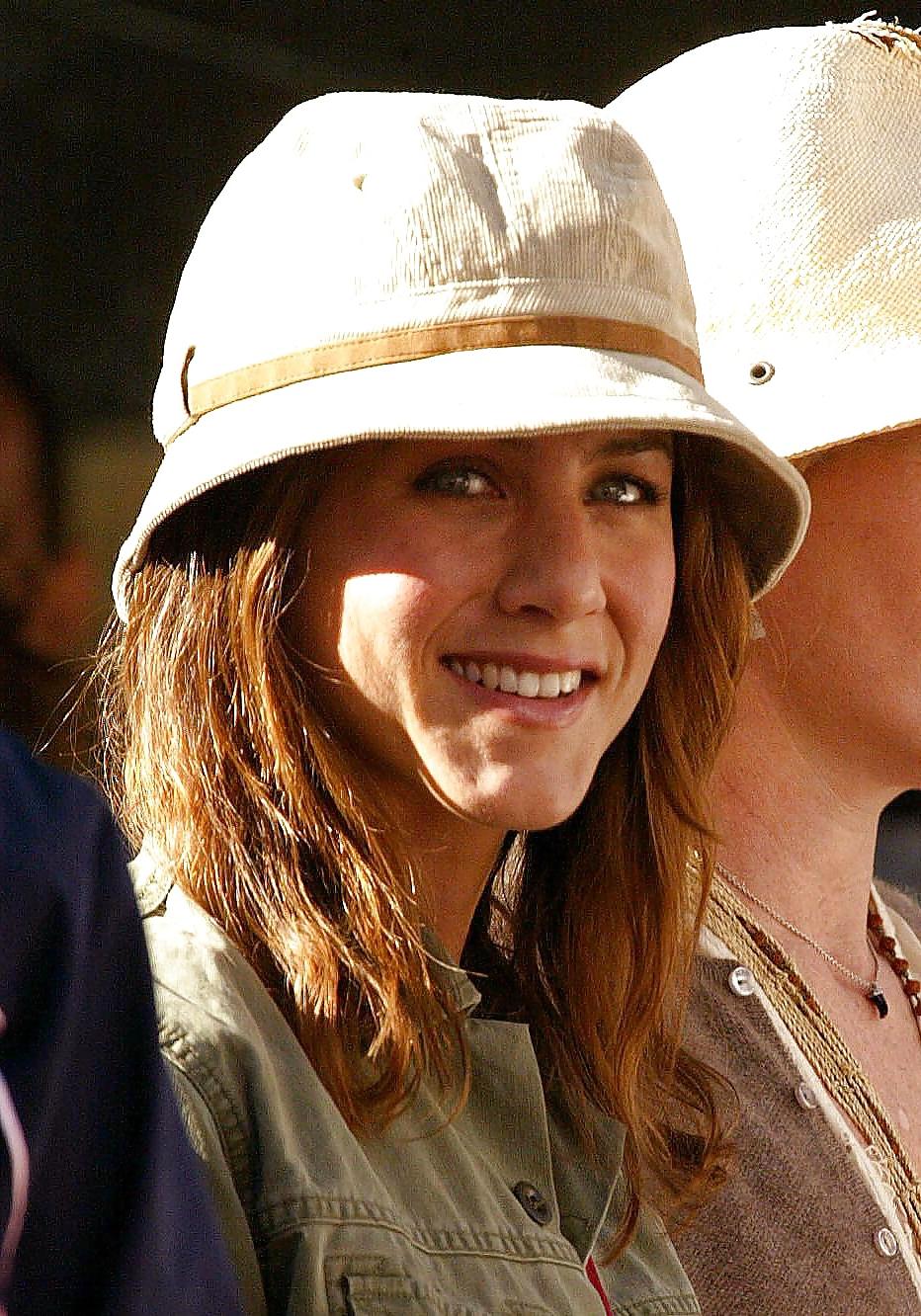 25P Jennifer Aniston Throughout The Years HQ Part 2 of 2 (CCM)