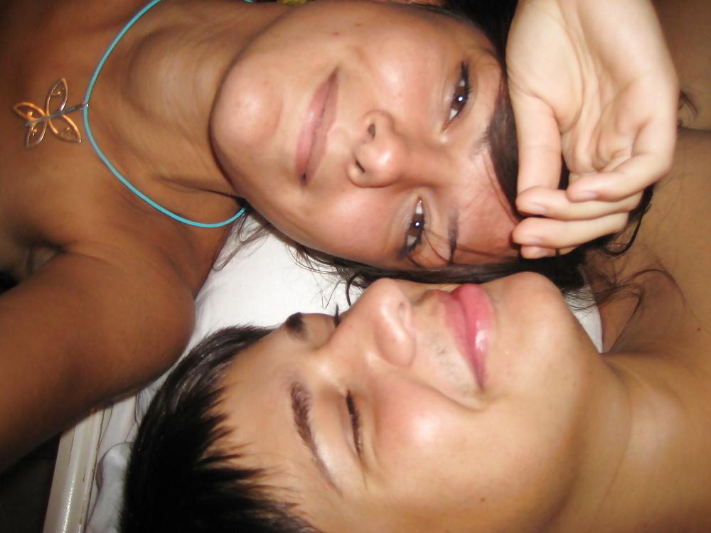 25P Cute Young Couple