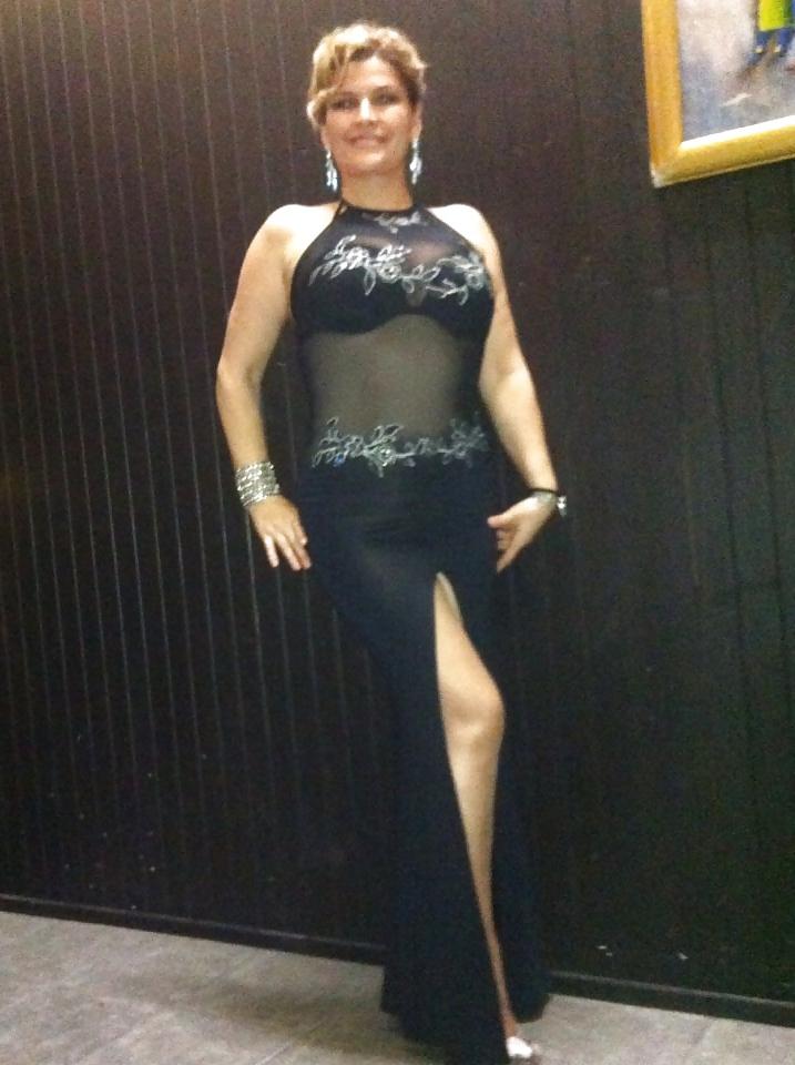 18P Australian MILF 1 ( Big natural tits )